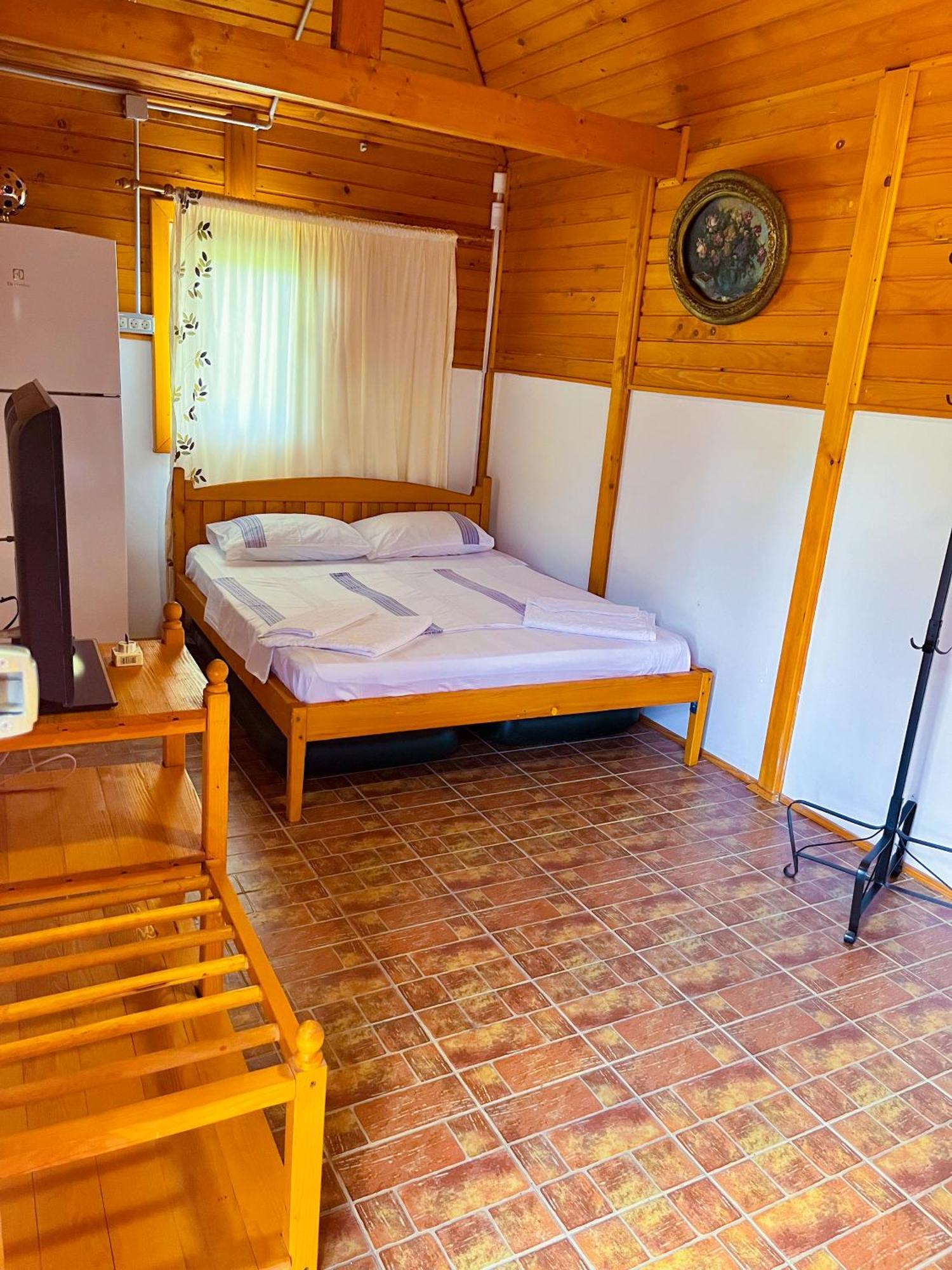 Colt De Rai Hotel Corbu  Bagian luar foto